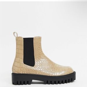 ASOS RAID Chunky Ankle Length Boots Snake Pattern NWT Size 9